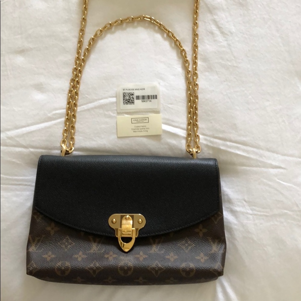 Authentic Louis Vuitton St Placide Mng Noir